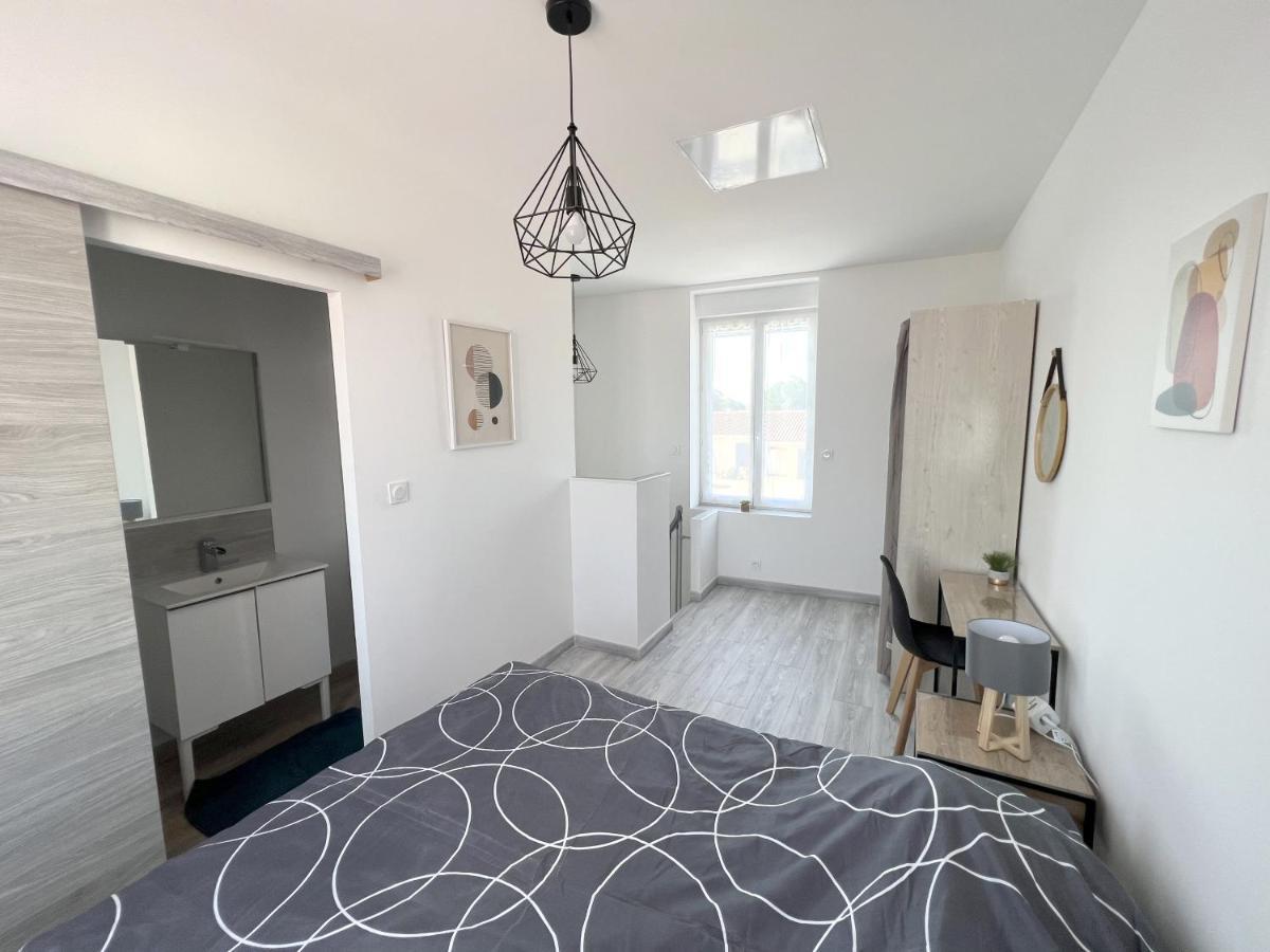 180B - Duplex T2 Tout Confort - Wifi Netflix Le Gond-Pontouvre ภายนอก รูปภาพ